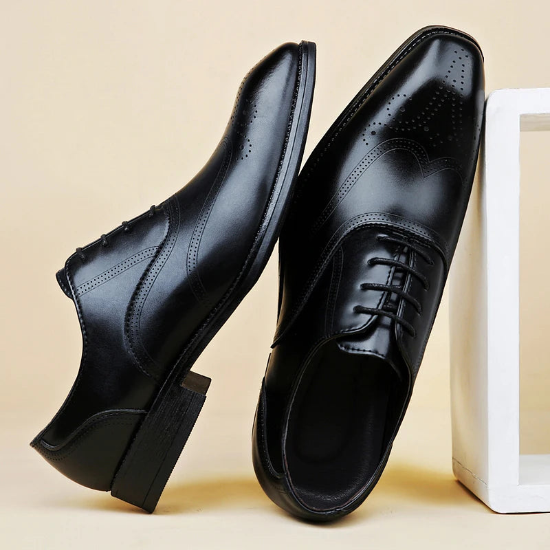 Luxury Men's Glossy Brogue Leather Shoes