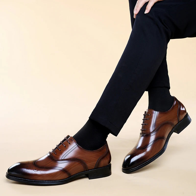 Luxury Men's Glossy Brogue Leather Shoes
